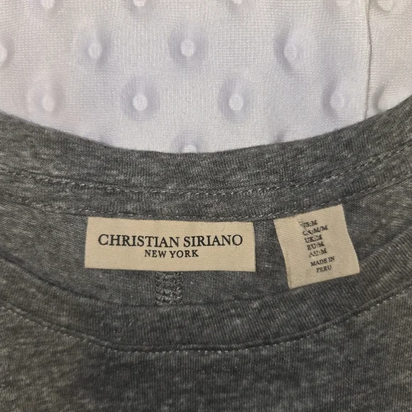 Christian Siriano Shirt Womens Medium Gray Love Graphic Cap Sleeve Top Jersey - Picture 3 of 5